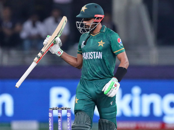 చెత్త బ్యాటింగ్.. పేలవ బౌలింగ్..