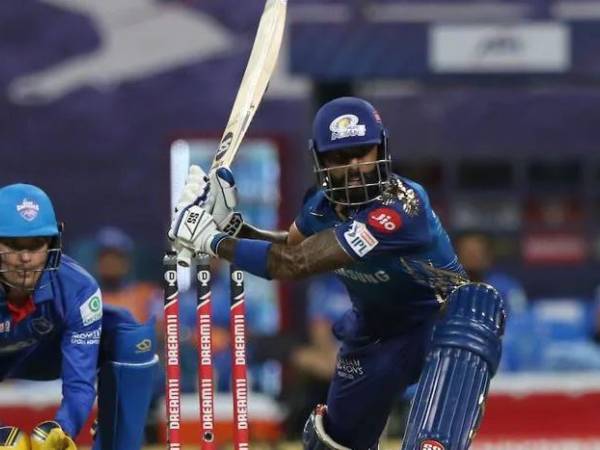  తేలిపోతున్న సూర్య: