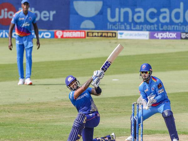 ముంబై 129/8