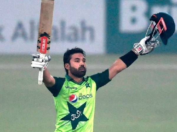 మీడియా, అభిమానులే: