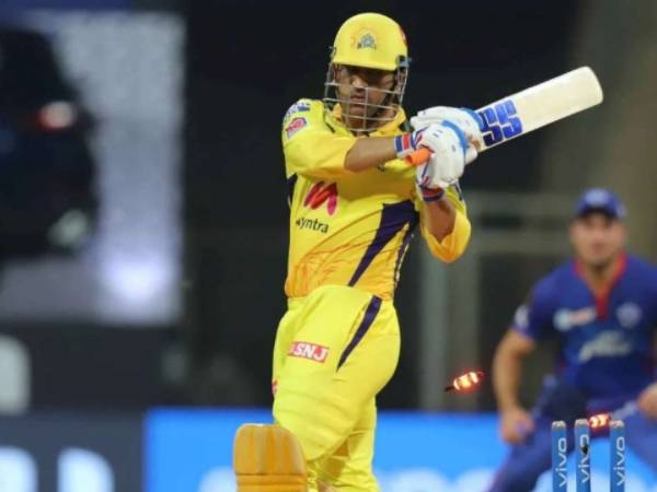 ధోనీ సూపర్ ఇన్నింగ్స్..