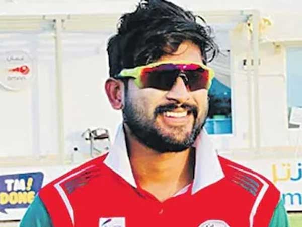 బీకామ్‌ చదువుకుంటూనే