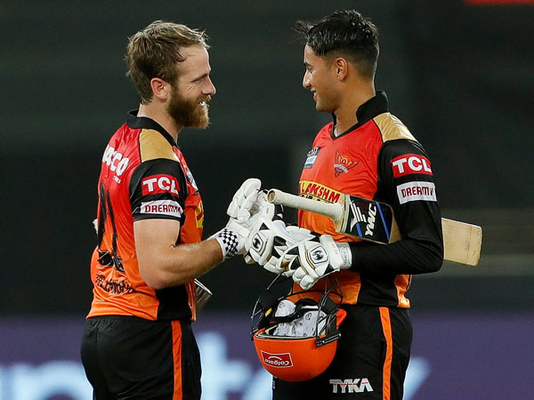  హెడ్ టు హెడ్ రికార్డ్స్