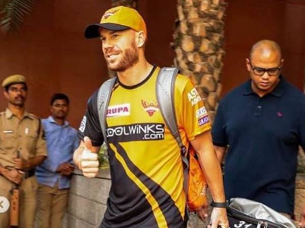  మళ్లీ స్టేడియంలోకి రాను: