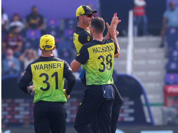 పటిష్టంగా బౌలింగ్