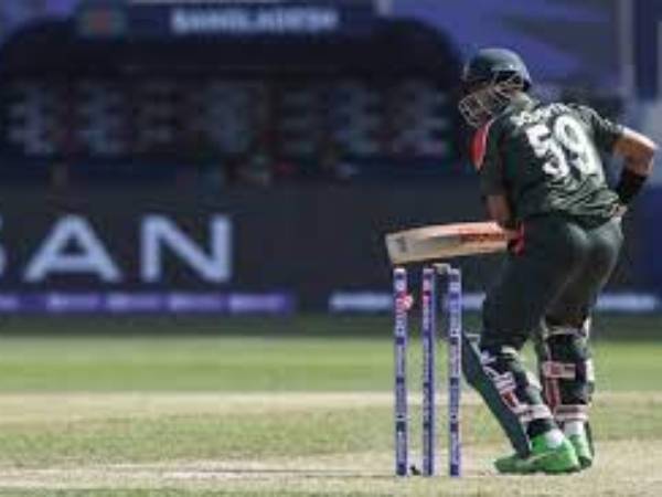  తొలి ఓవర్‌లో లిట్టన్ దాస్ బలి..