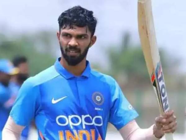 రుతురాజ్‌కు ఛాన్స్..