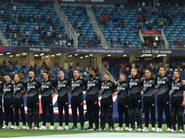 తృటిలో టైటిల్ మిస్..