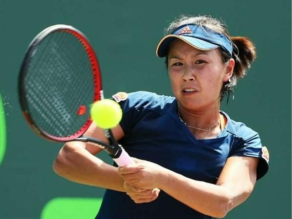 ఫొటోలు, వీడియోలు కలకలం..