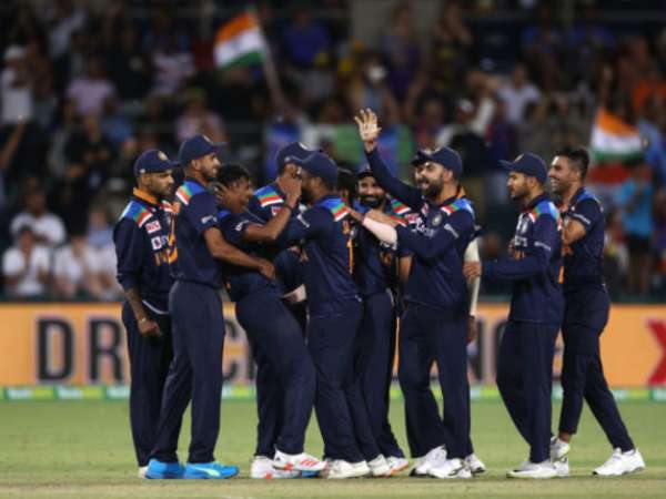 నిష్క్రమించడంతో..