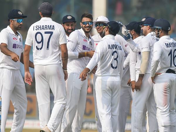 ఫస్ట్ సెషన్‌ కివీస్‌దే..