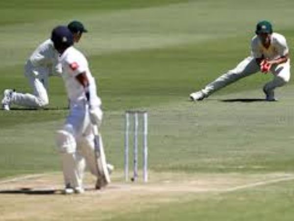 కేప్టెన్‌గా తొలి మ్యాచ్‌లోనే అయిదు వికెట్లు..