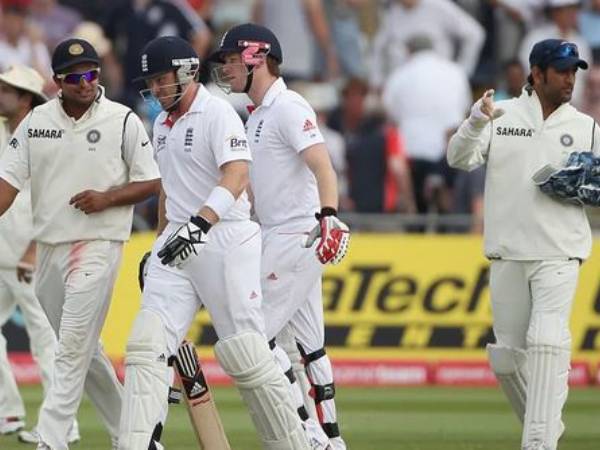 ధోనీ మాస్టర్ మైండ్..