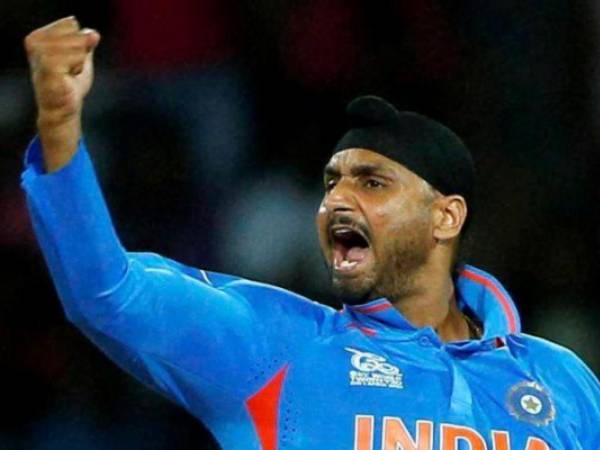  విదేశాల్లో పాంచ్ పటాకా..