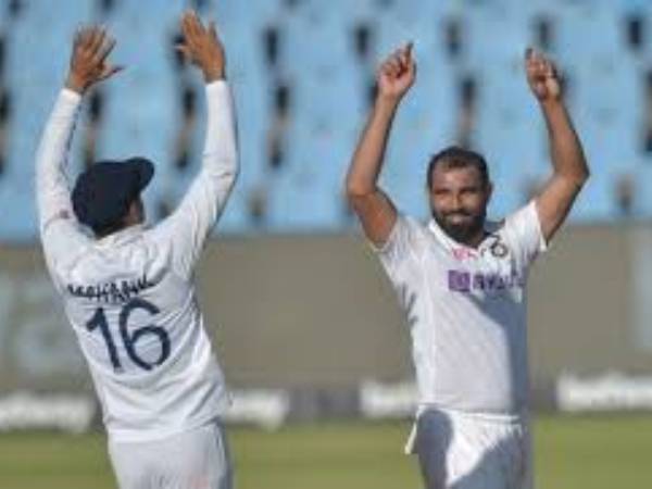 విజయం దిశగా భారత్..