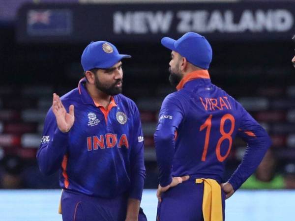 కోహ్లీ, రోహిత్ వివాదంపై గవాస్కర్ భిన్నమైన కామెంట్స్ 