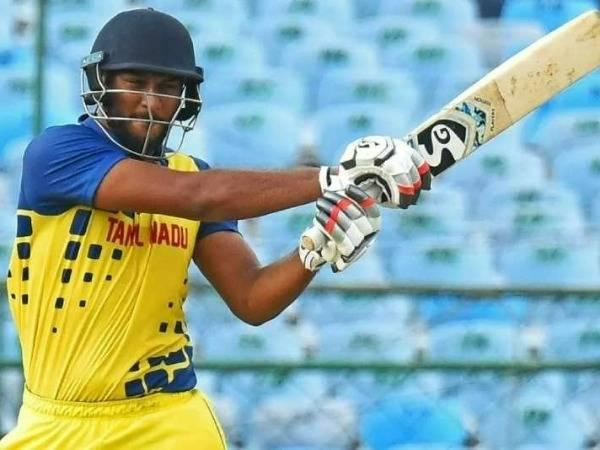 షారూఖ్.. వేలంలో హాట్ కేక్..