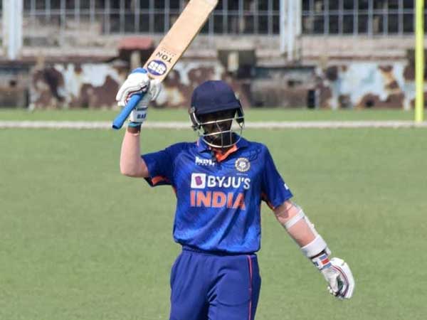 సెంచరీలంటే.. సెంచరీలంటే..