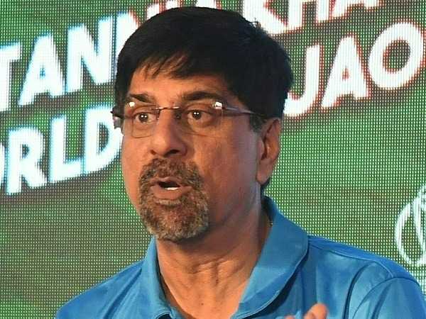 కెప్టెన్‌గా సేవ‌లు