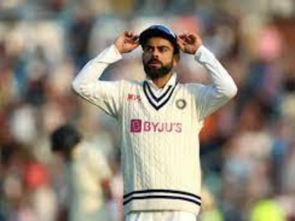 కోహ్లీ దూరంగా ఉన్నాడా? కోహ్లీ దూరంగా ఉన్నాడా?