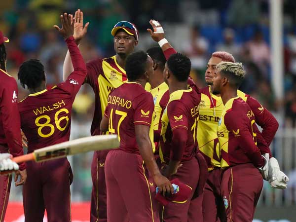 సిరీస్‌లో వెనుకంజ‌లో విండీస్‌