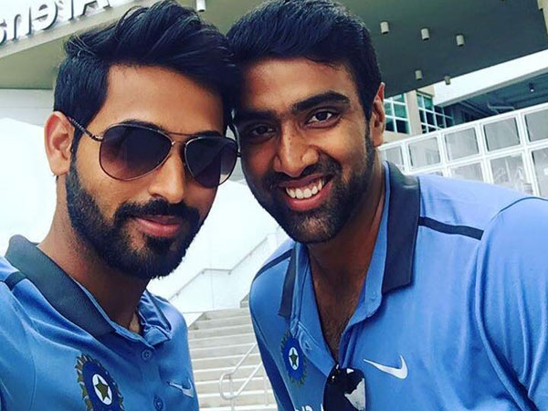 భువీ, అశ్విన్ ఔట్..