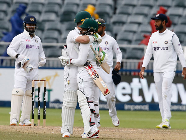 చెత్త ఫీల్డింగ్, పసలేని బౌలింగ్..