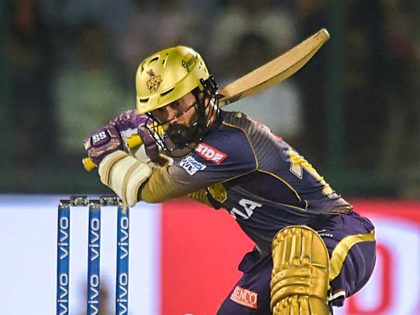 కార్తీక్ రికార్డులు