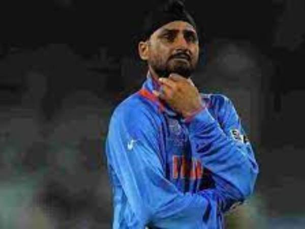  ఎవరూ తెలియకపోవడంతోనే..