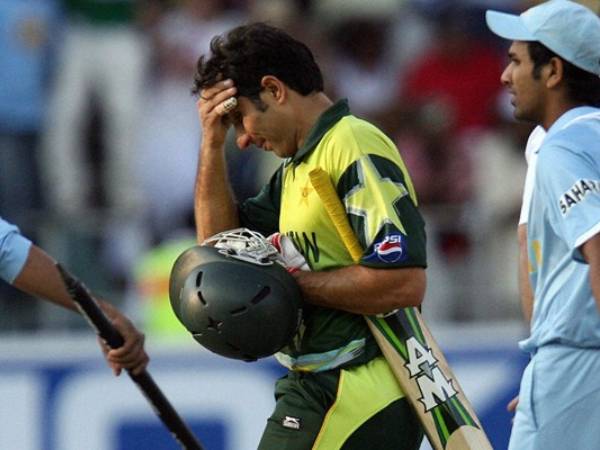  పై నుంచి ఆడుదామని..