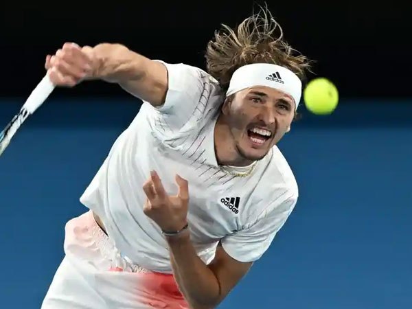 జ్వెరవ్‌కు షాక్..