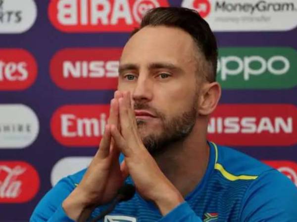 కెప్టెన్ ఫాఫ్ డుప్లెసిస్..