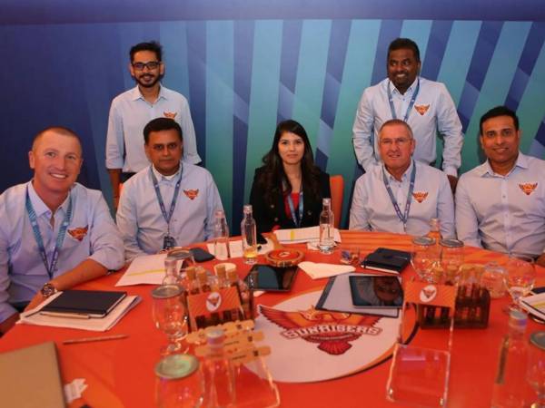  లాస్ట్ ప్లేసు త‌ప్ప‌దా?