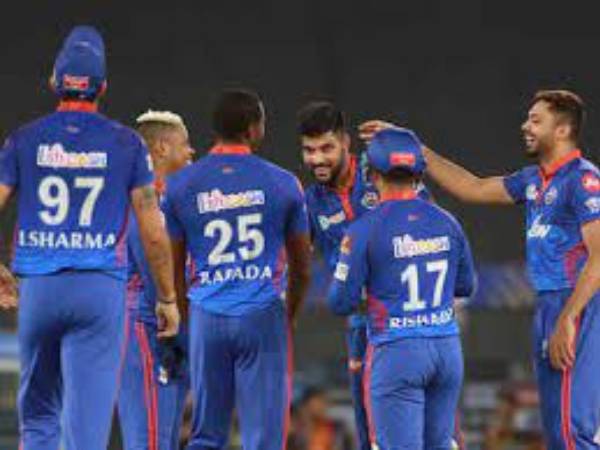 ఓపెన‌ర్లు ధావ‌న్, పృథ్వీ షా