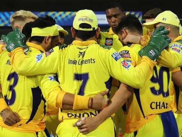 టైటిల్స్ ఆధారంగా..