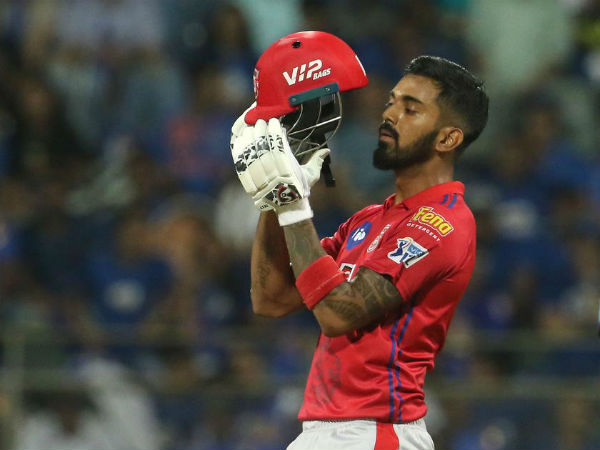 31 ల‌క్ష‌లు సాయం