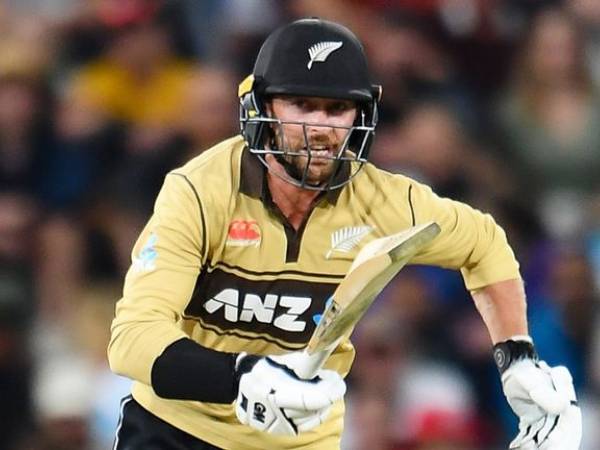  స‌న్‌రైజ‌ర్స్ నుంచి పోటీ