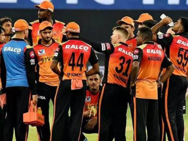 మనకే సిగ్గుండాలి..