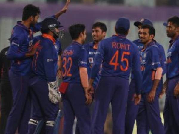  తుది జ‌ట్లు