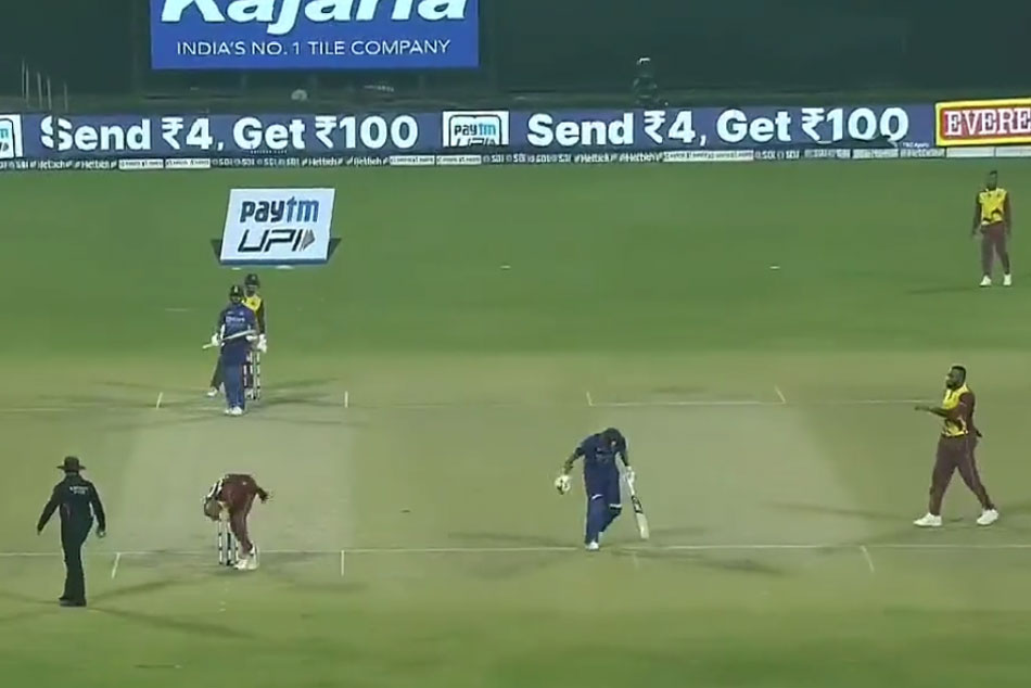Virat Kohli Trolls Pollard For Sly Run-out Attempt On Rohit Sharma goes viral Virat Kohli Trolls Pollard For Sly Run-out Attempt On Rohit Sharma goes viral