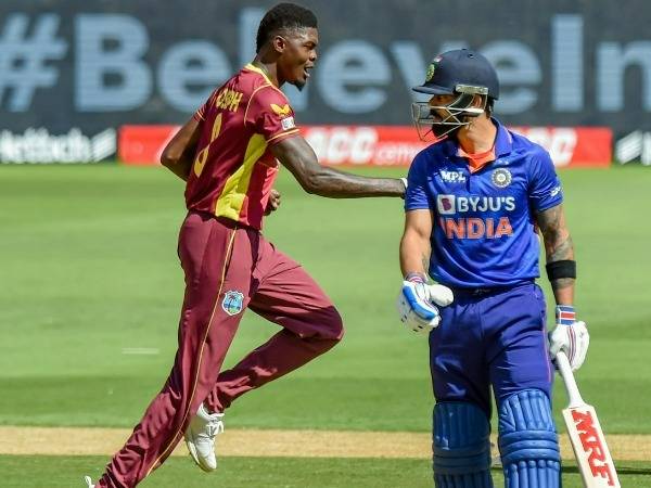 డ‌కౌట్ల‌లో మూడో స్థానంలో