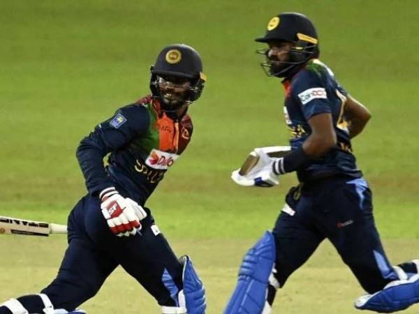 ఆదుకున్న శ‌న‌క‌