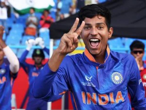 య‌ష్ ధూల్ ఎందుకంటే..