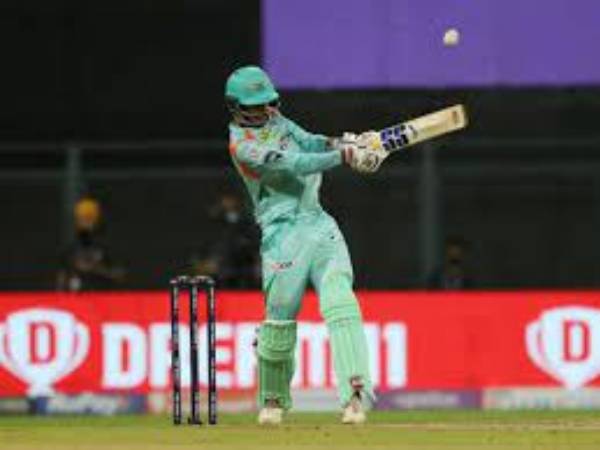 ఆదుకున్న దీపక్ హుడా..