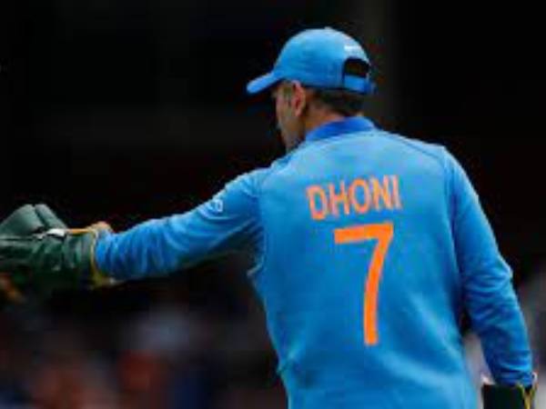 సింగమ్స్ ఇన్ సూరత్..