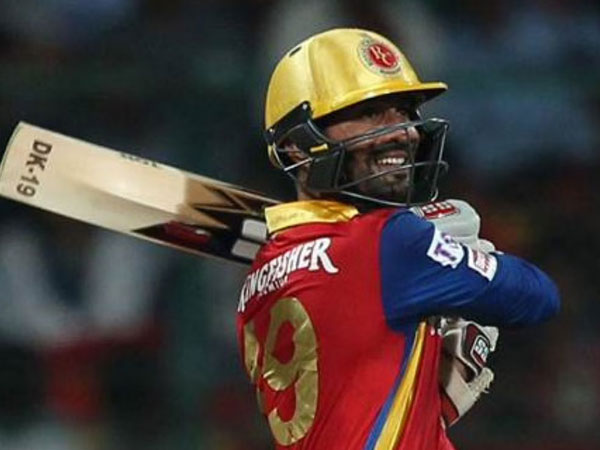 కెప్టెన్గా కార్తీక్.. కెప్టెన్గా కార్తీక్..