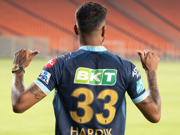 టీమ్ బలాలు.. టీమ్ బలాలు..