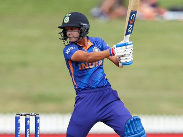  స్మృతి, హర్మన్ సూపర్ సూపరో..