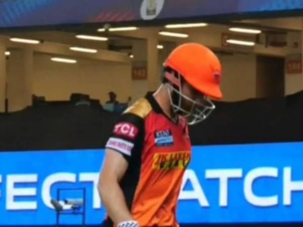 పేలవ బ్యాటింగ్... చెత్త రికార్డు...