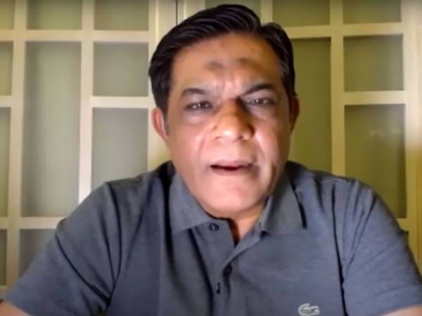  అశ్విన్ సూపర్ బౌలర్..